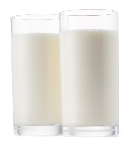 Glas melk geïsoleerd op witte achtergrond