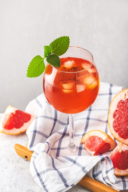 Aperol 칵테일 잔