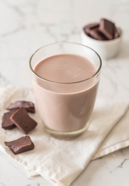 glass of chocolate milk 