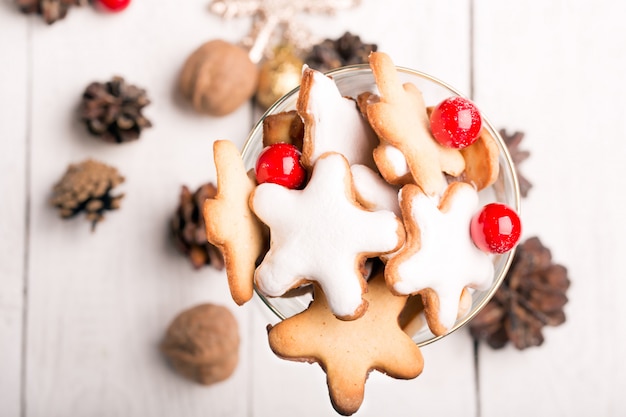 Bicchiere di biscotti di natale