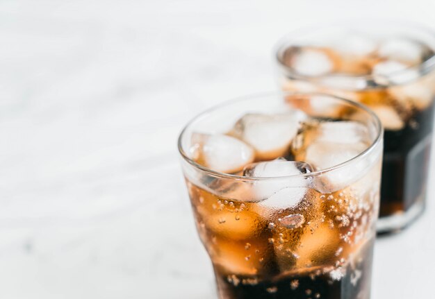 glass of cola with ice