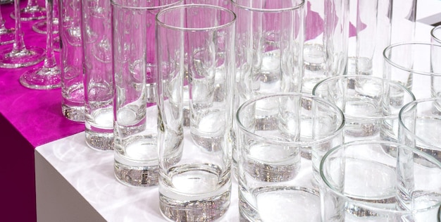 Glass glasses on the table Serving in a restaurant