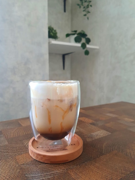 Glazen gezouten caramel macchiato