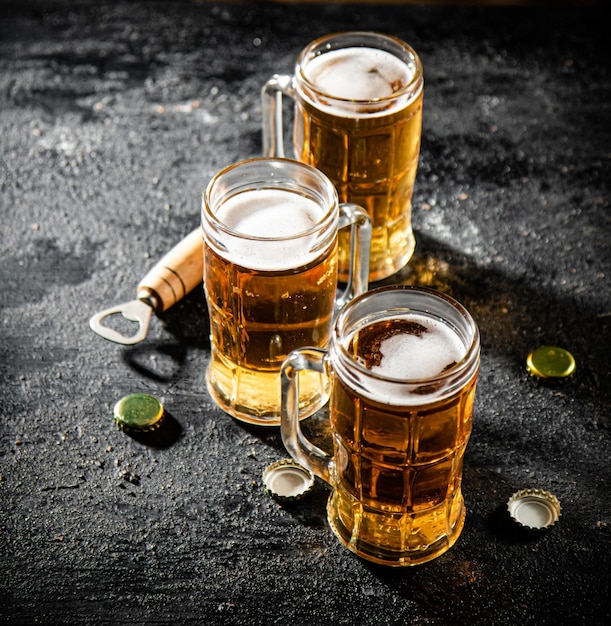 Glazen met bier.