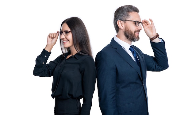 Glimlachende zakenmensen in de studio paar zakenmensen in formalwear