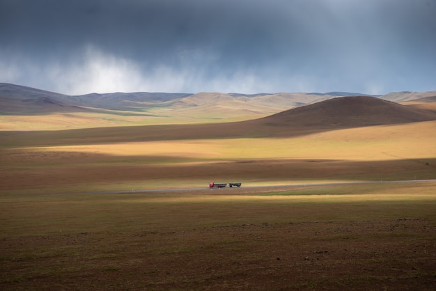 Foto il riscaldamento globale rende arido il paesaggio sulla terra