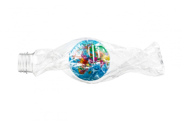 Globe in gerimpelde plastic fles