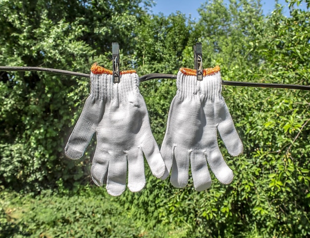 Gloves for construction works