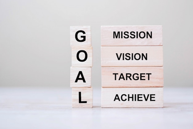 GOAL houten tekstkubus met blokken Mission, Vision, Target en Achieve