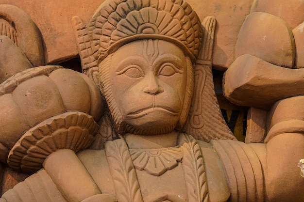 Статуя бога ханумана крупным планом