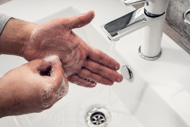 Goed wassen en hanteren van handen