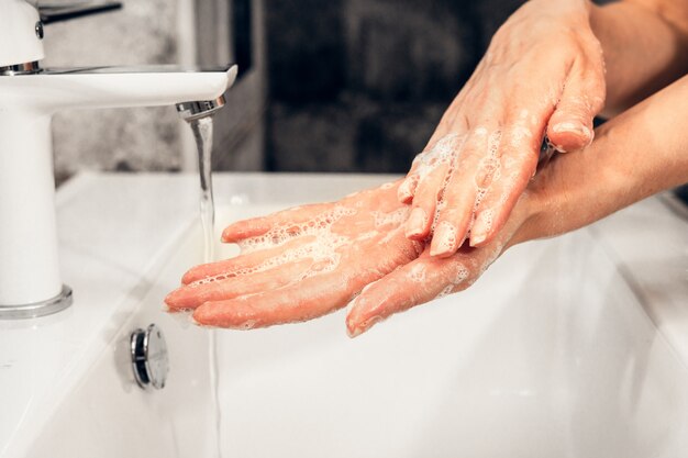 Goed wassen en hanteren van handen