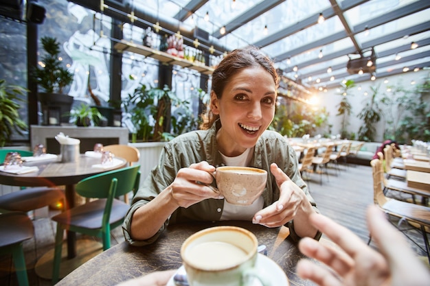 Goede tijd in de coffeeshop