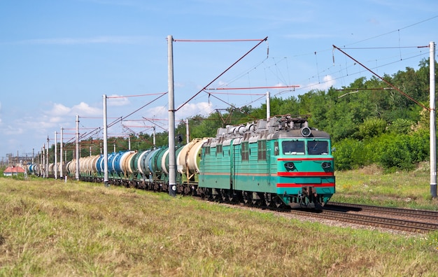 Goederentrein met aardolie in Oekraïne