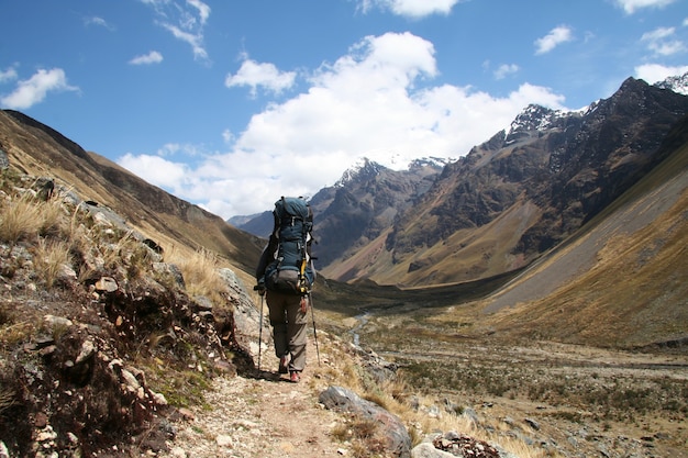 Andando turista nel sentiero