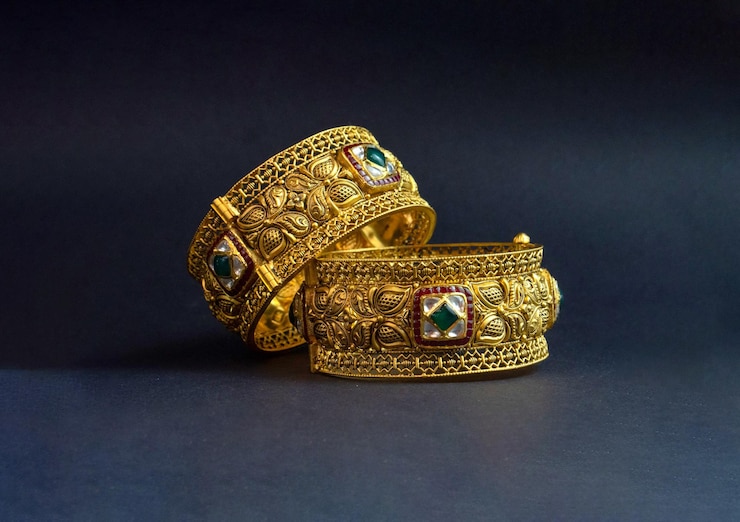 Photo gold bangles indian bridal jewellery wedding wear collection real gold jewellery ornaments for lady