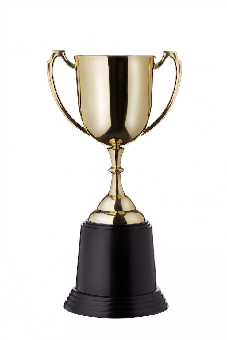 Foto gold cup winnaar bij de competities. op een witte achtergrond.