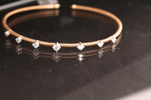 gold and diamond jewelry