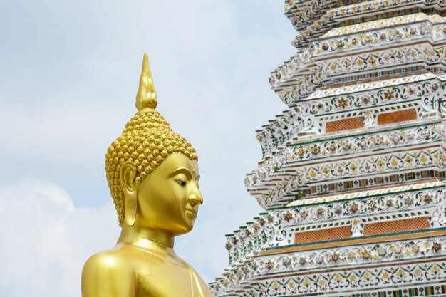 Golden buddha statue