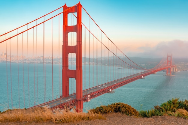 Foto golden gate bridge di san francisco bellissima vista da cartolina