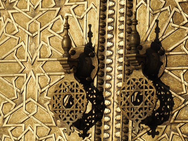 Foto golden gate al palazzo del re del marocco a fez