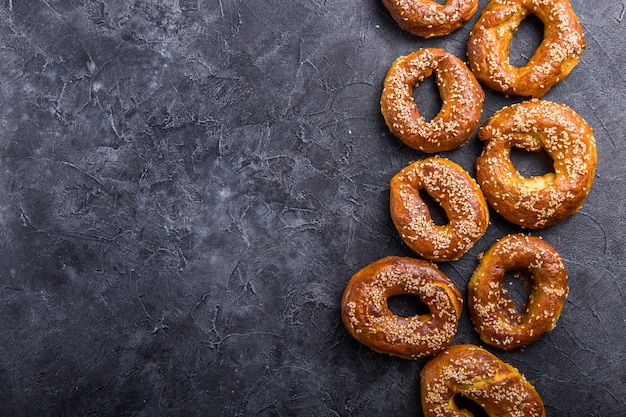 golden sesame bagels