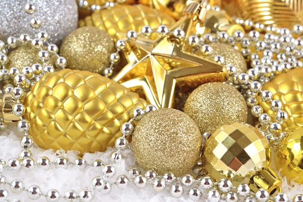 Photo golden and silver christmas decorations
