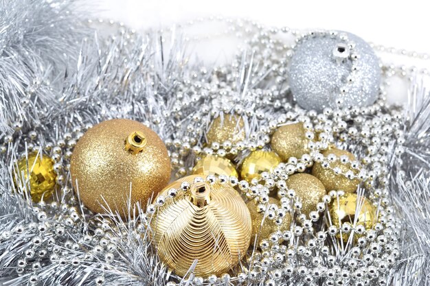 Photo golden and silver christmas decorations