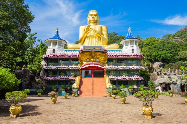 ダンブッラの黄金寺院