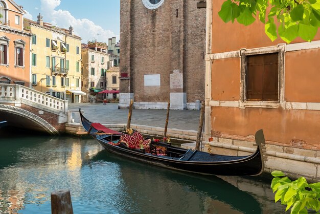 Gondola nel parcheggio