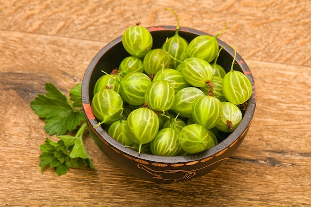 Photo gooseberries in the bowl