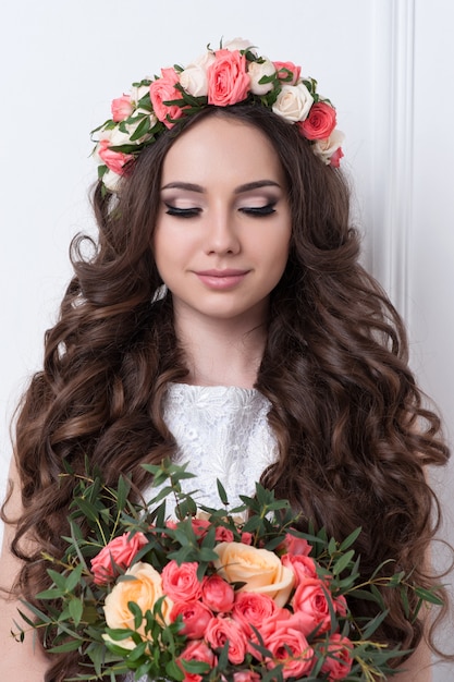 Gorgeous bride with flowers