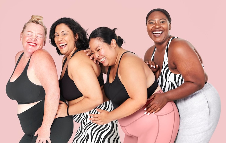 Photo gorgeous curvy women sportswear apparel mockup psd studio shot