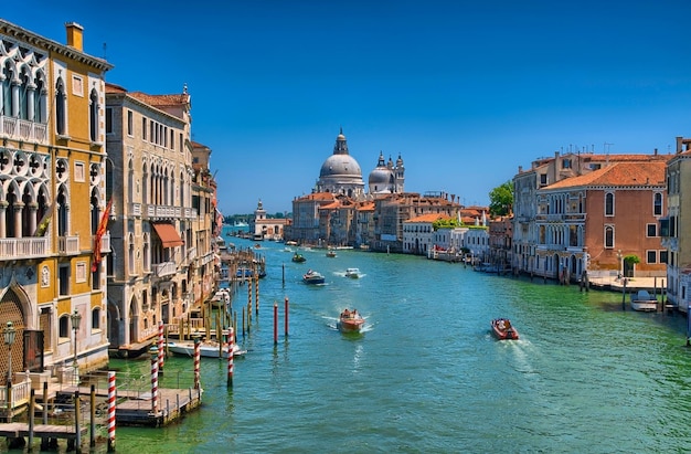 Splendida vista sul canal grande e sulla basilica di santa maria della