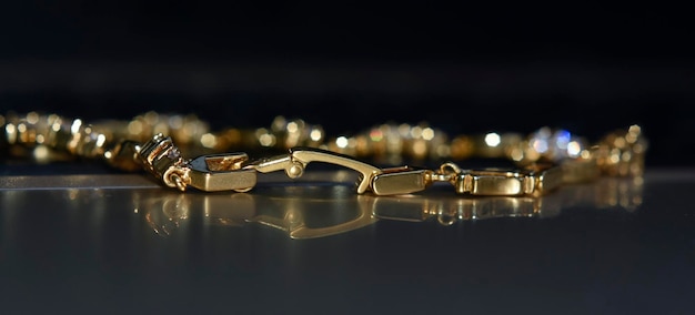 gouden armband met diamanten