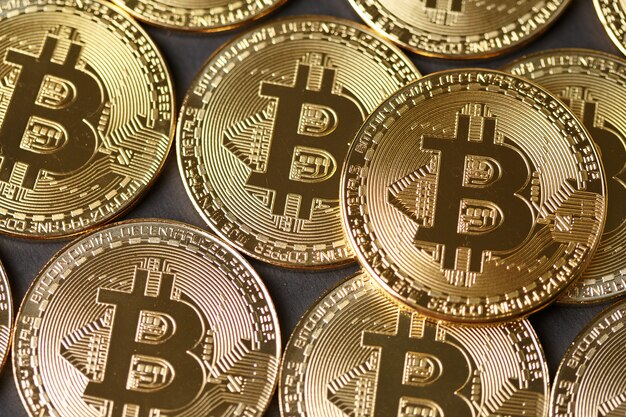 Gouden bitcoin-muntenclose-up