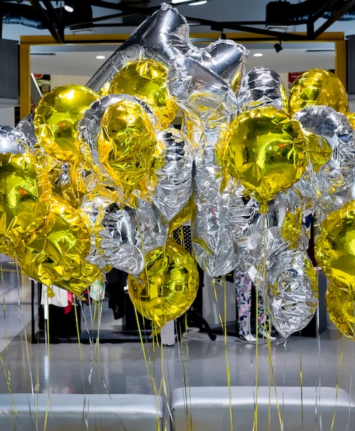 Gouden en zilveren ballonnen