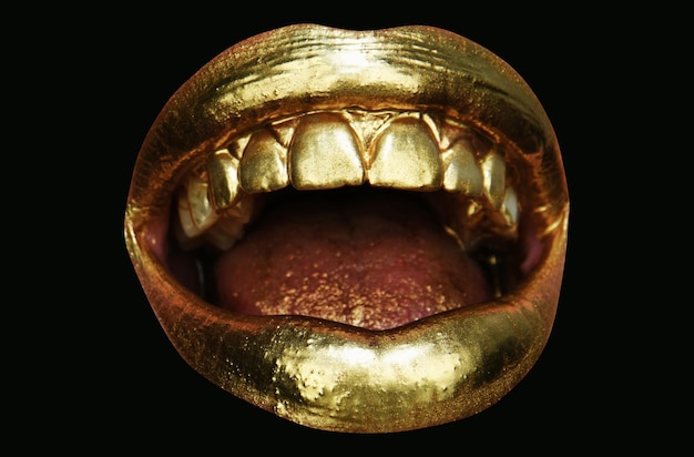 Foto gouden lippenstift close-up lippen met metalen make-up sexy lippen metalen lippenstift close-up geïsoleerde kunst bac