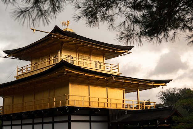 Gouden tempel in Kyoto, Japan.