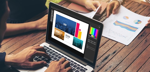 Grafische ontwerpsoftware voor modern ontwerp van webpagina's en commerciële advertenties