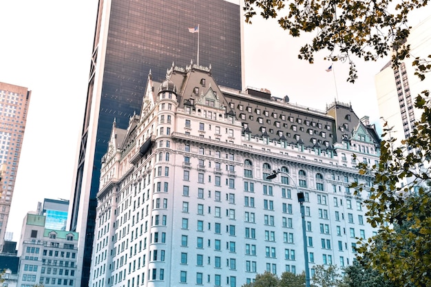 Photo grand army plaza buildings hotels apartments and offices at sunset new york city united states