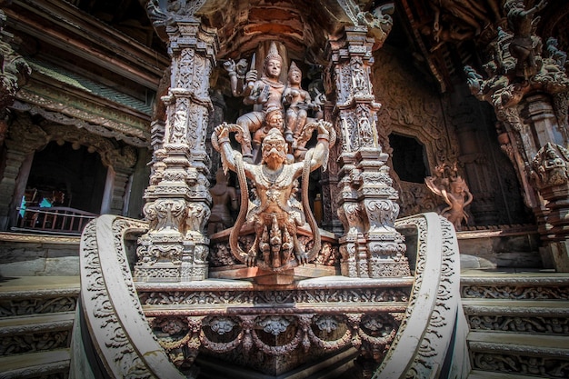 Photo grand entrance to the sanctuary of truth