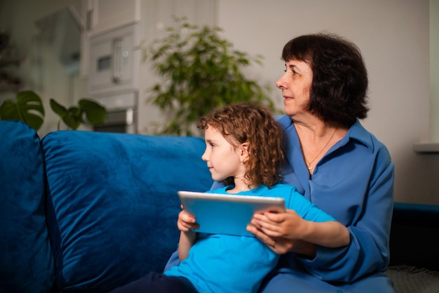 Grandma discovers means of online communication together with her granddaughter