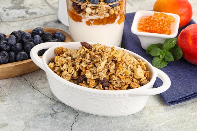 Photo granola museli cereal for breakfast