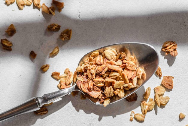 granola with yogurt and honey