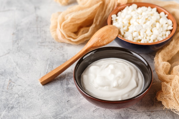 Granulated cottage cheese and sour cream