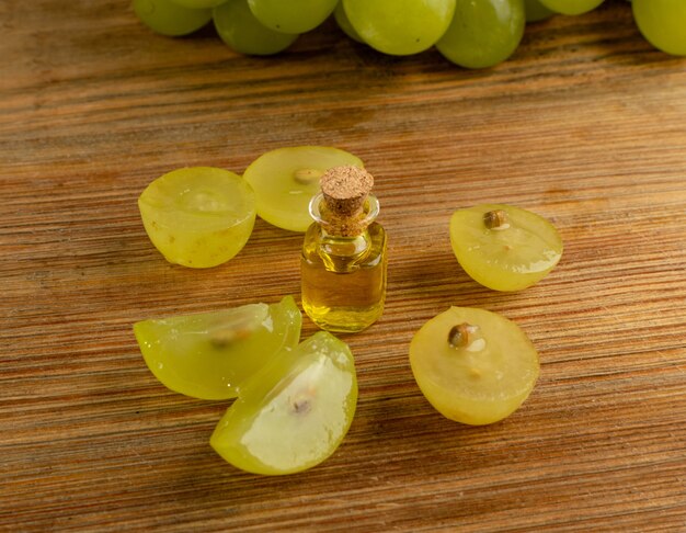 Grape seeds oil