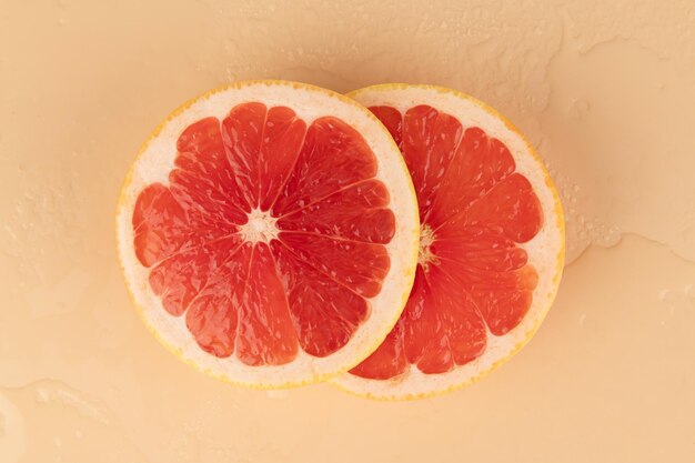 Foto grapefruit op een witte achtergrond