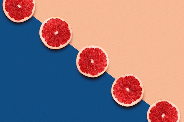 Grapefruitplakken op klassieke blauw en perzikachtergrond