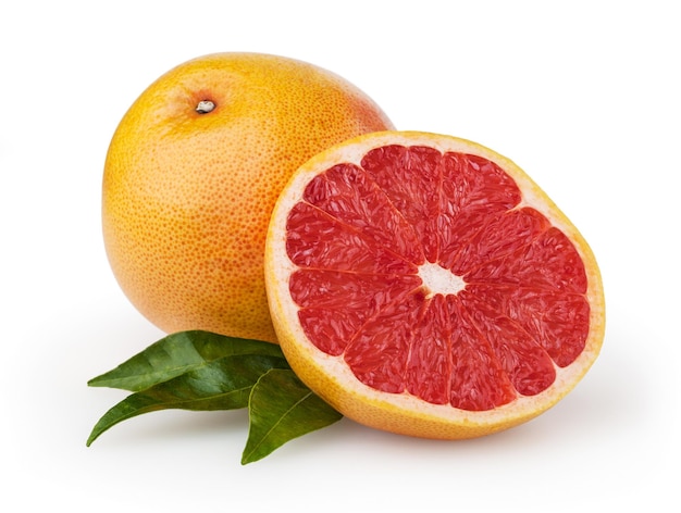 Grapefruits geïsoleerd op een witte achtergrond met uitknippad